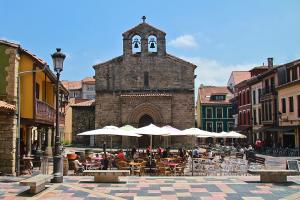 Plaza del Carbayo (1).jpg